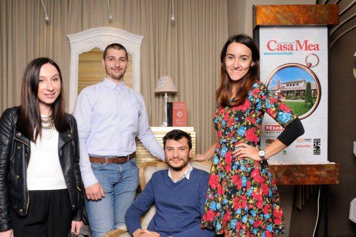 Poza cu fantani inchiriate in cadrul evenimentului de aniversare a 19 ani pentru Revista Casa Mea