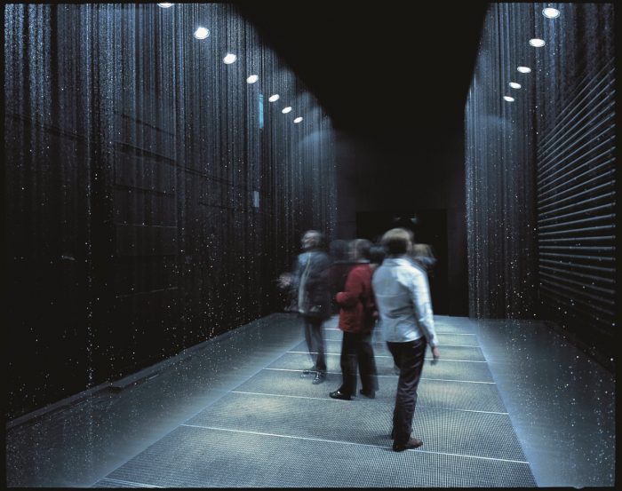 Olafur Eliasson: The reflective corridor, Draft to stop the free fall, 2002.